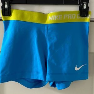 Nike Pro Women’s Shorts Size S